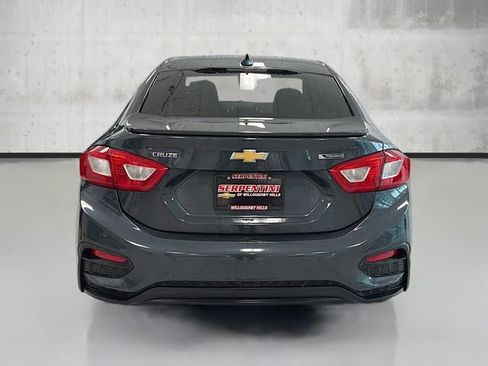 Used 2017 Chevrolet Cruze Premier image 6