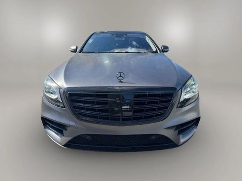 Used 2019 Mercedes-Benz S 560 Sedan image 3