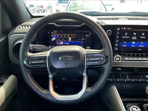 Used 2024 Chevrolet Colorado ZR2 w/ Technology Package image 5