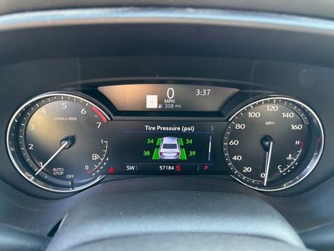 Used 2020 Cadillac CT4 Premium Luxury RWD image 8