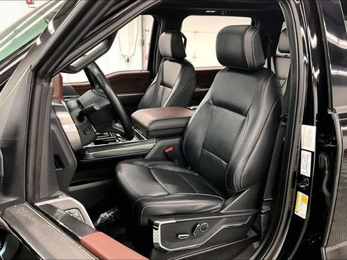 Used 2023 Ford F150 Lariat AWD/4WD image 24