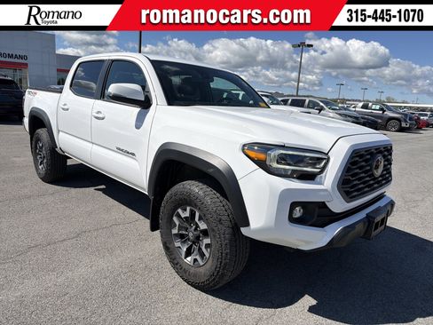 Used 2023 Toyota Tacoma TRD Off-Road AWD/4WD image 1