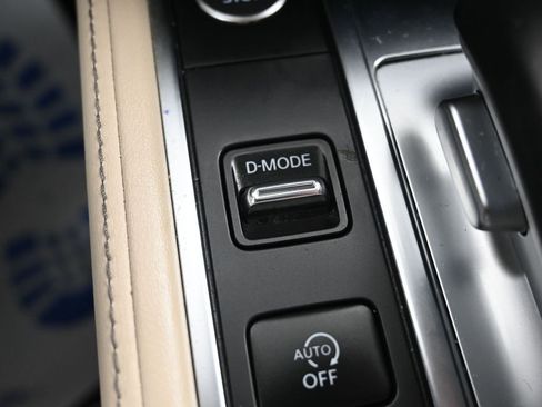 Used 2023 INFINITI QX60 Pure image 22