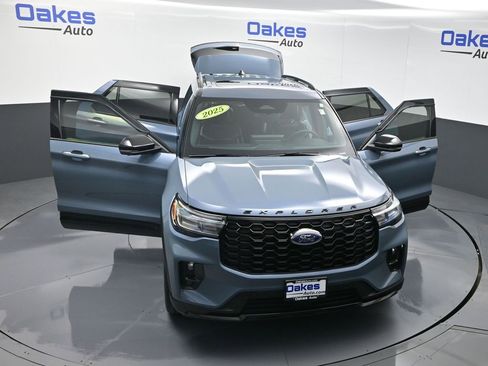 Used 2025 Ford Explorer ST w/ Sun And Sound Package image 63