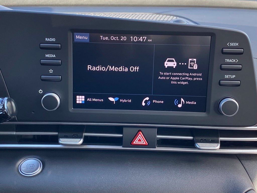New 2026 Hyundai Elantra Hybrid FWD image 15