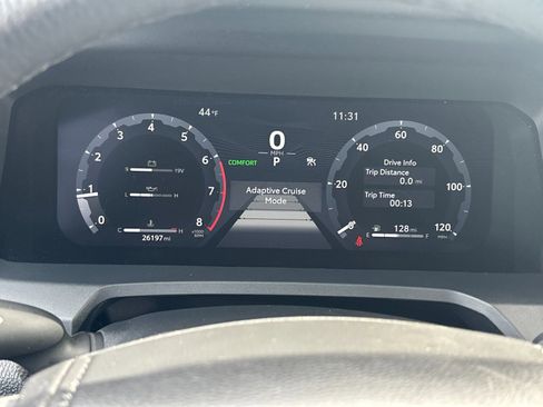 Used 2024 Toyota Tacoma Limited w/ Limited Package (LT) image 25