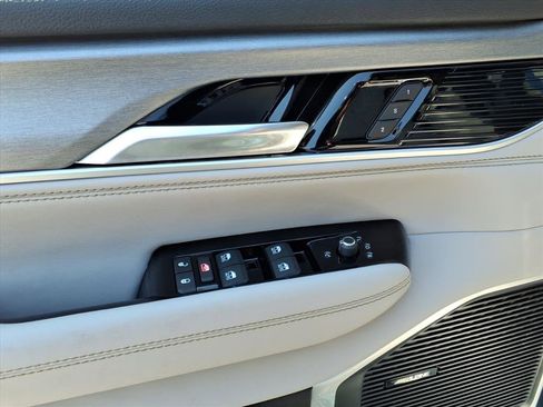New 2026 Jeep Grand Wagoneer L 4WD image 12