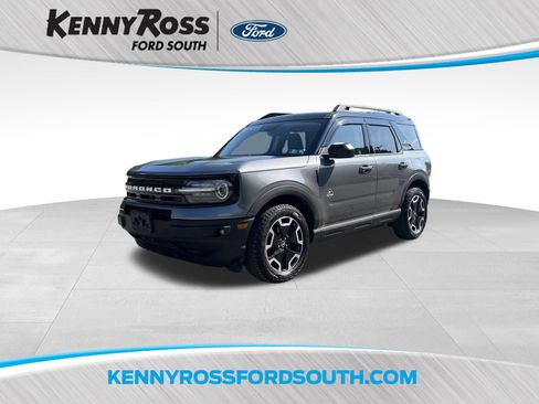 Used 2022 Ford Bronco Sport Outer Banks w/ Tech Package AWD/4WD image 1