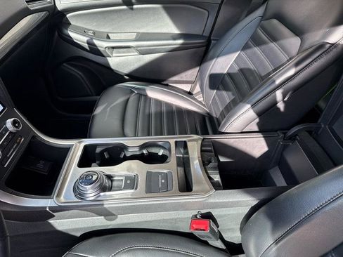 Used 2024 Ford Edge SEL image 14