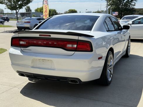 Used 2014 Dodge Charger SE image 7