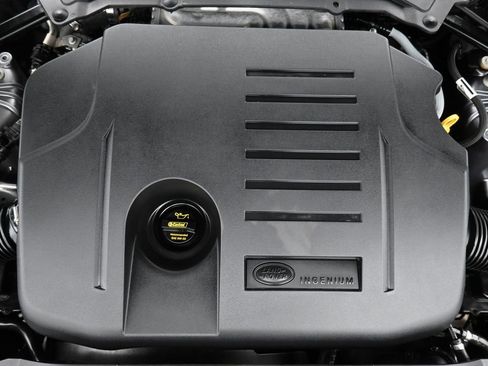 Used 2022 Land Rover Range Rover Sport HSE Silver Edition image 28