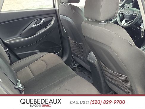 Used 2018 Hyundai Elantra GT FWD image 25