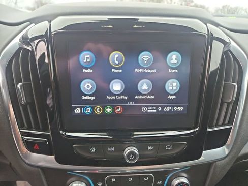 Used 2023 Chevrolet Traverse LT image 20
