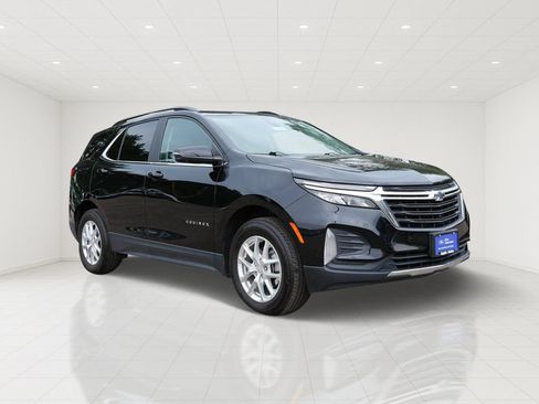 Used 2022 Chevrolet Equinox LT AWD/4WD image 1