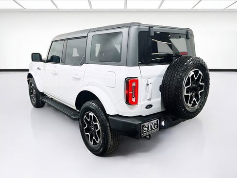 Used 2023 Ford Bronco Outer Banks image 6