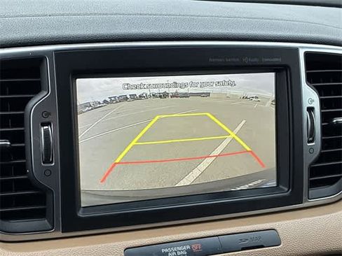 Used 2017 Kia Sportage SX image 32