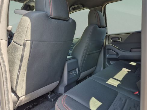New 2026 Nissan Frontier PRO-4X w/ Pro-4x Convenience Package AWD/4WD image 27
