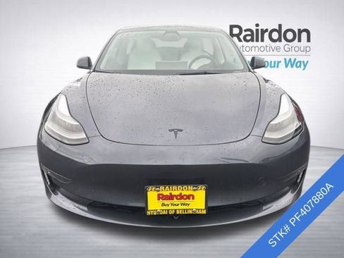 Used 2023 Tesla Model 3 Performance image 2