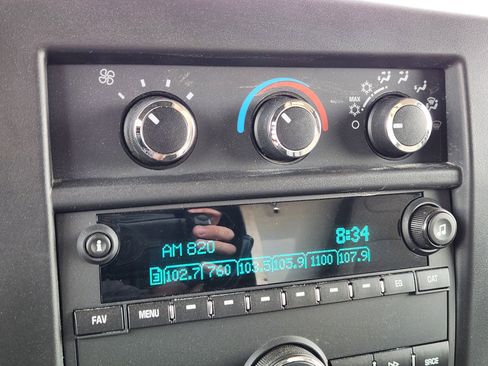 New 2025 Chevrolet Express 3500 w/ Power Convenience Package image 15