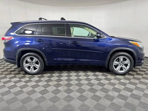 Used 2016 Toyota Highlander Limited w/ Protection Package #3 AWD/4WD image 2