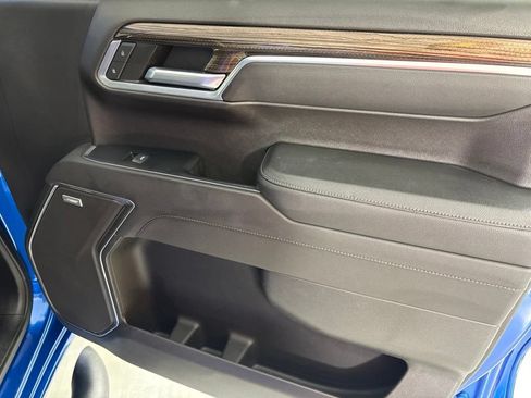 Used 2022 Chevrolet Silverado 1500 RST w/ Convenience Package II AWD/4WD image 23