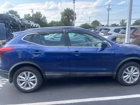Used 2019 Nissan Rogue Sport SV FWD image 7