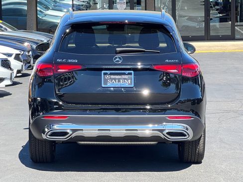 Certified 2025 Mercedes-Benz GLC 300 4MATIC image 5