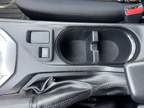 Used 2023 Subaru Crosstrek 2.0i image 19