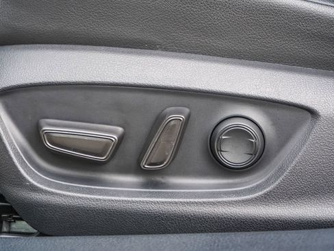 Used 2023 Toyota Camry SE FWD image 21