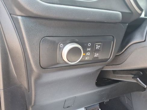 Used 2021 Ford Escape SE image 16