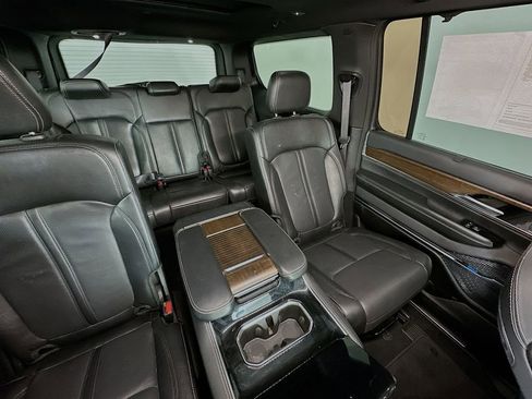 Used 2023 Jeep Grand Wagoneer 4WD image 14