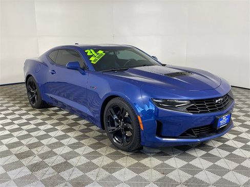 Used 2021 Chevrolet Camaro LT image 25