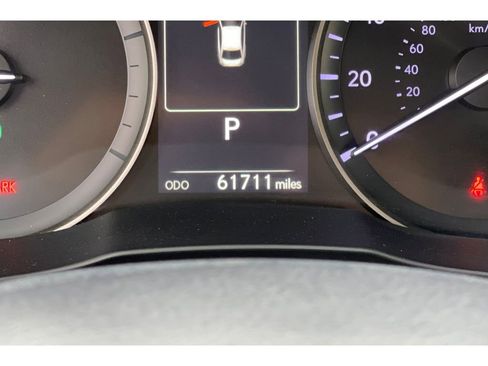 Used 2017 Lexus ES 300h image 40