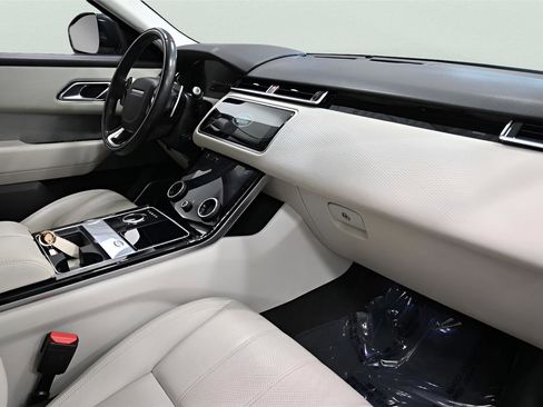 Used 2018 Land Rover Range Rover Velar R-Dynamic SE AWD/4WD image 22