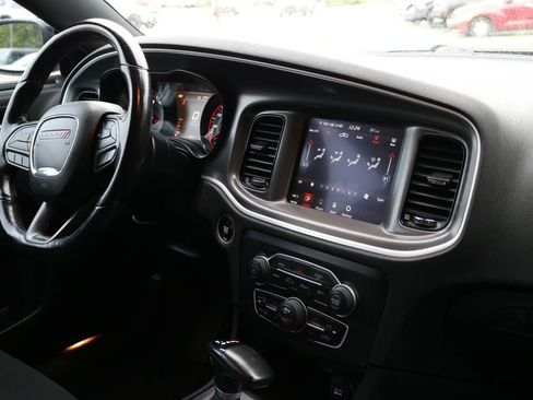 Used 2021 Dodge Charger GT w/ Performance Handling Group image 17