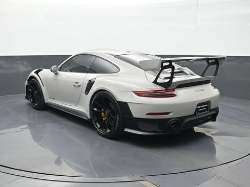 Certified 2019 Porsche 911 GT2 RS w/ Weissach Package RWD image 3