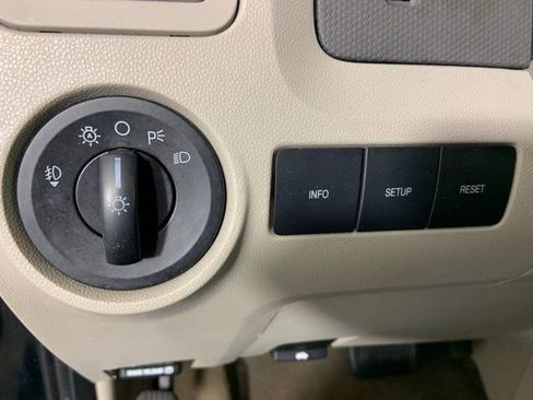 Used 2012 Ford Escape XLT AWD/4WD image 26