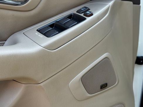 Used 2005 Lexus GX 470 AWD/4WD image 12
