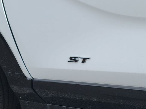 New 2026 Buick Encore GX Sport Touring AWD/4WD image 11