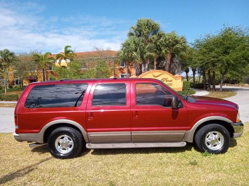 Used 2004 Ford Excursion Eddie Bauer image 4