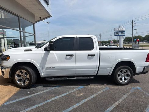 Used 2025 RAM 1500 Big Horn w/ Trailer Tow Group AWD/4WD image 2