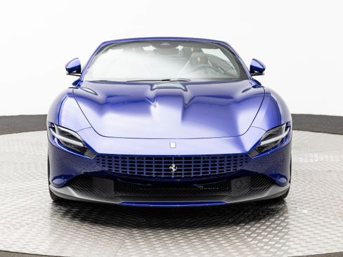 Used 2025 Ferrari Roma Spider image 10