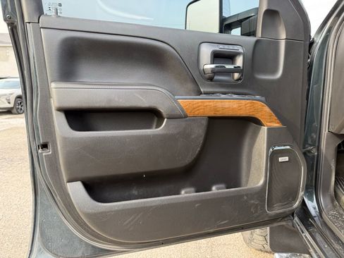 Used 2017 Chevrolet Silverado 2500 LTZ w/ Duramax Plus Package image 13