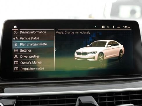 Used 2023 BMW 530e image 37