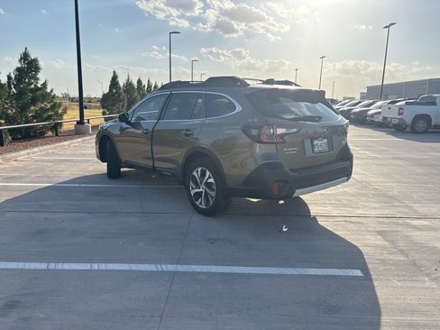 Used 2020 Subaru Outback Limited w/ Popular Package #2 AWD/4WD image 4
