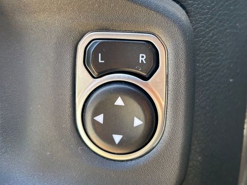 Used 2024 Jeep Wrangler Sport S image 23