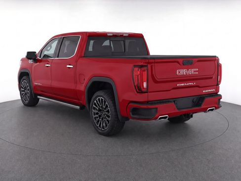 Used 2024 GMC Sierra 1500 Denali w/ Technology Package AWD/4WD image 3