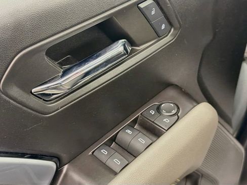 Used 2024 Chevrolet Colorado ZR2 AWD/4WD image 18