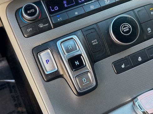 Used 2022 Hyundai Palisade SEL w/ 8P Bench Seat Package image 15