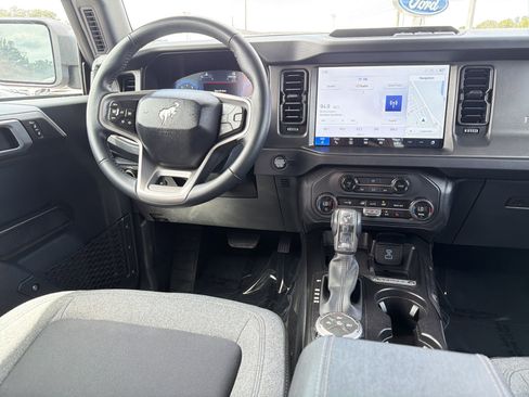 Certified 2025 Ford Bronco Big Bend AWD/4WD image 3